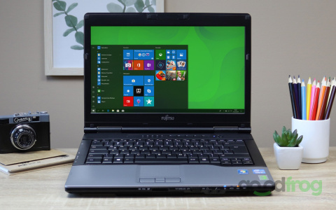 Fujitsu LifeBook S752 / 14" HD / i3 / 4GB / 500GB / W10 Fujitsu LifeBook S752 / 14" HD / i3 / 4GB / 500GB / W10