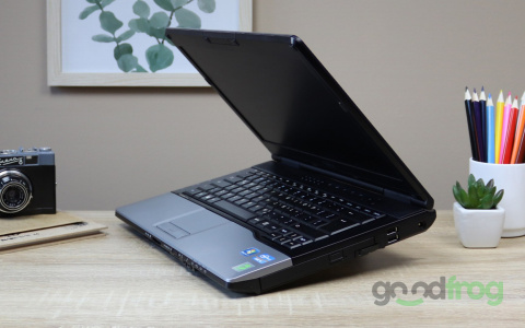 Fujitsu LifeBook S752 / 14" HD / i3 / 4GB / 500GB / W10 Fujitsu LifeBook S752 / 14" HD / i3 / 4GB / 500GB / W10