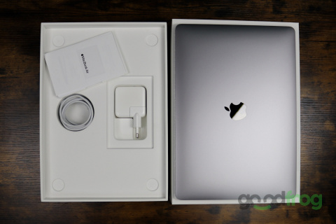 Apple MacBook Air 13 (A2179) / 13.3" Retina / i5 / 8GB / SSD 256GB / MacOS Apple MacBook Air 13 (A2179) / 13.3" Retina / i5 / 8GB / SSD 256GB / MacOS