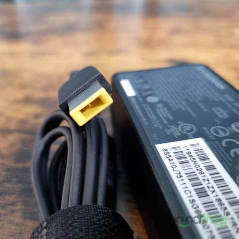 Oryginalny zasilacz Lenovo 65W 20V 3.25A / Slim TIP / Ładowarka + Kabel zasilający Oryginalny zasilacz Lenovo 65W 20V 3.25A / Slim TIP / Ładowarka + Kabel zasilający