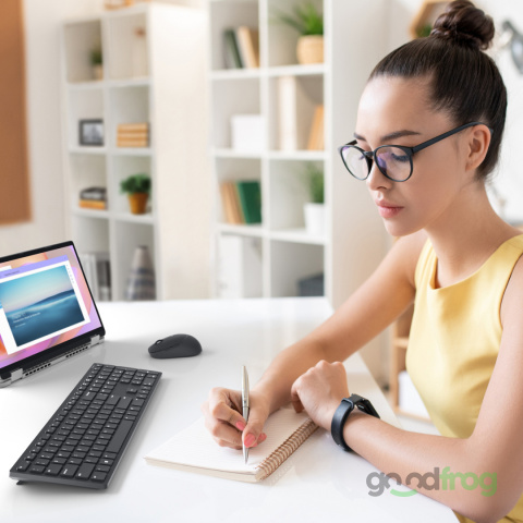 Dell Bezprzewodowa klawiatura (KB500) / Radio 2,4GHz / Czarna / QWERTY PL (po spolszczeniu naklejkami) Dell Bezprzewodowa klawiatura (KB500) / Radio 2,4GHz / Czarna / QWERTY PL (po spolszczeniu naklejkami)