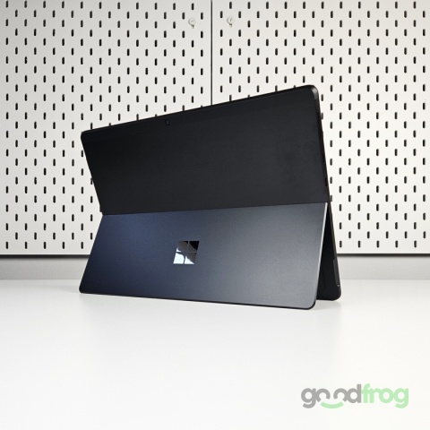 Microsoft Surface Pro X (1876) / 13" 2K / SQ2 / 16GB / SSD 256GB / 11